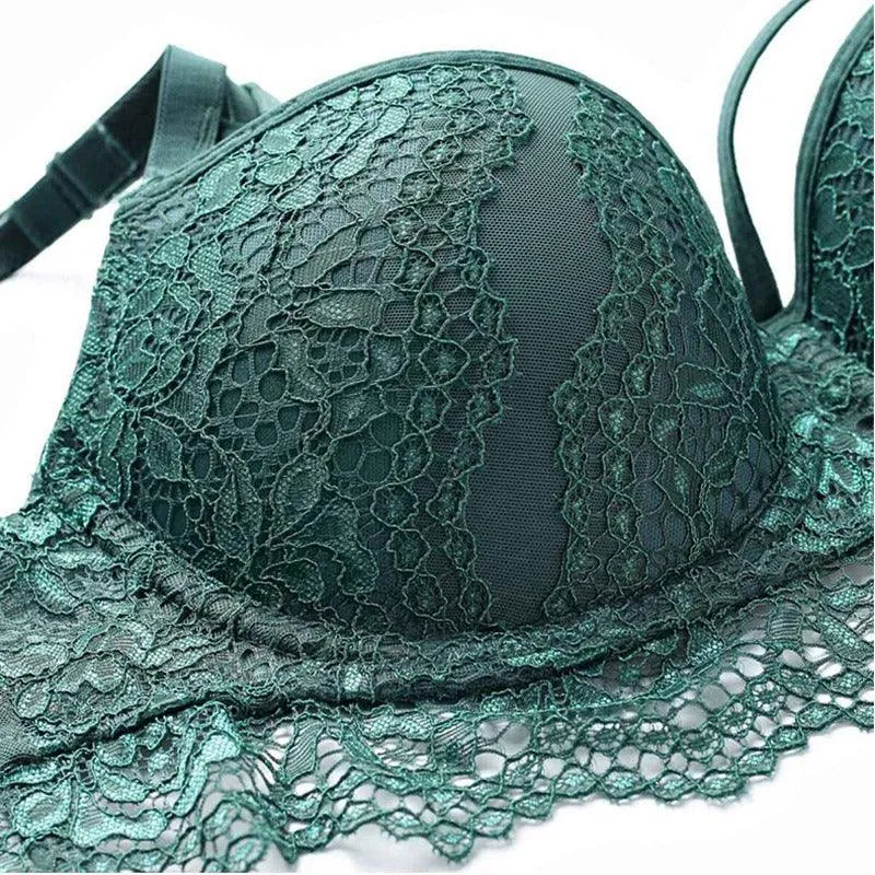 Elegant Lace Push-Up Lingerie  The Perfect Blend of Elegance