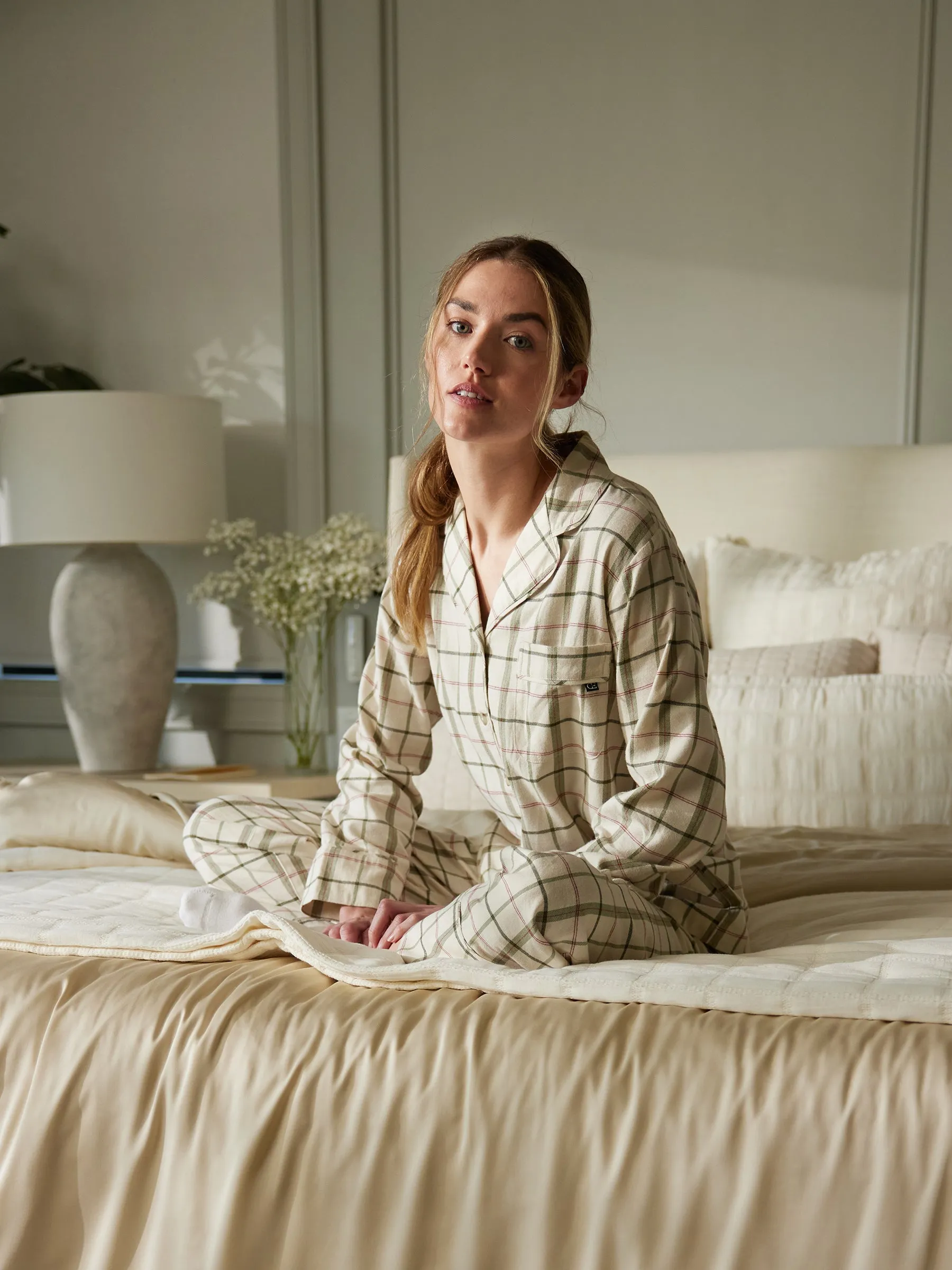 Women's Farmhouse Long Sleeve Pajama Top